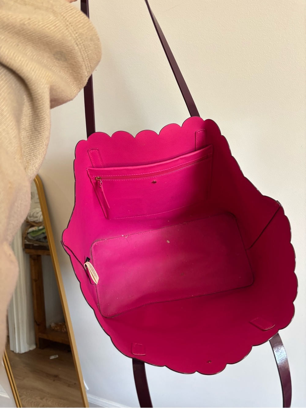 kate spade glossy plum scallop-edge patent tote - Picture 5 of 6